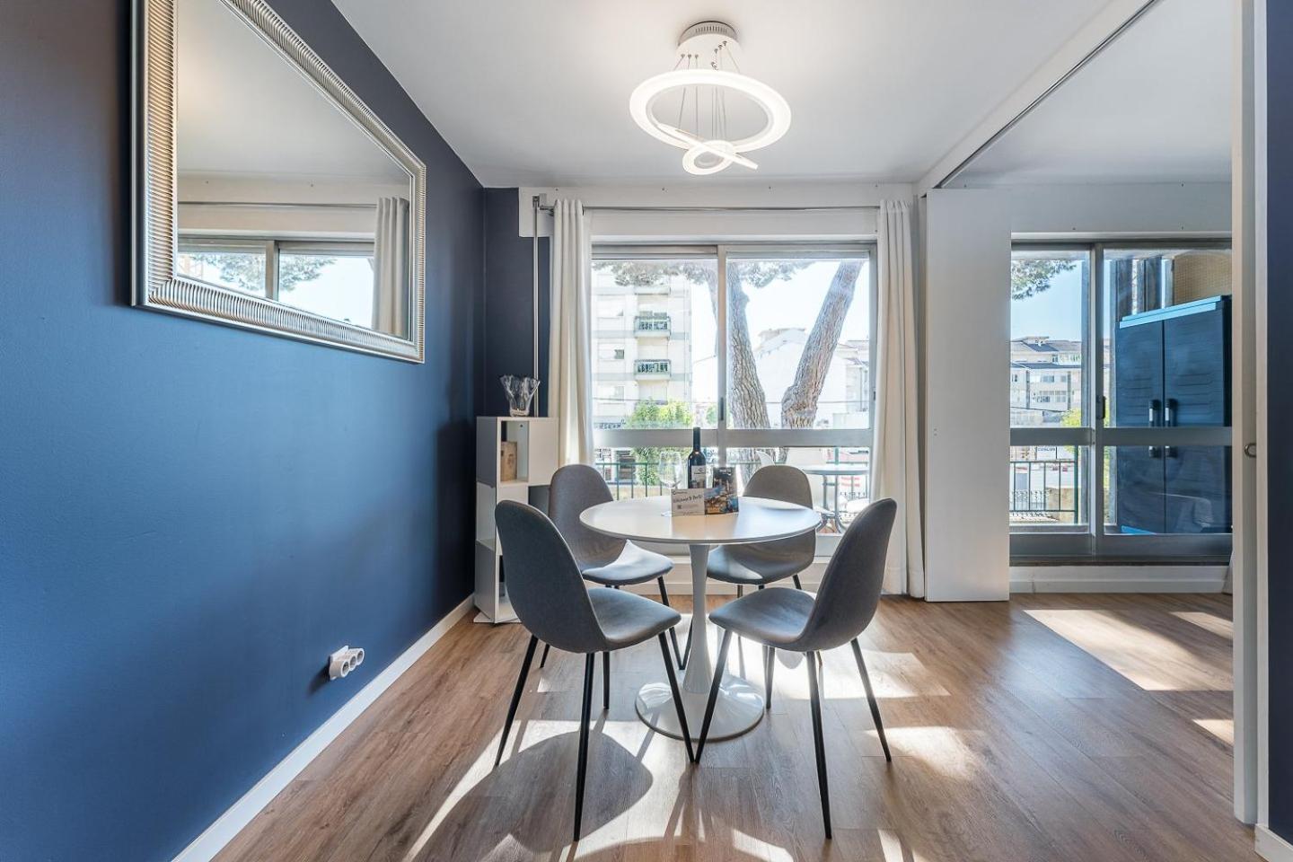 Guestready - Shades Of Blue With Balcony Daire Porto Dış mekan fotoğraf